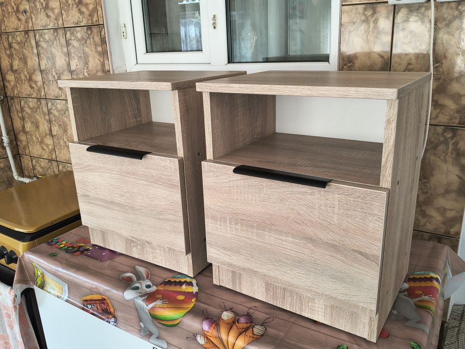 Noptiera de vânzare de atelier