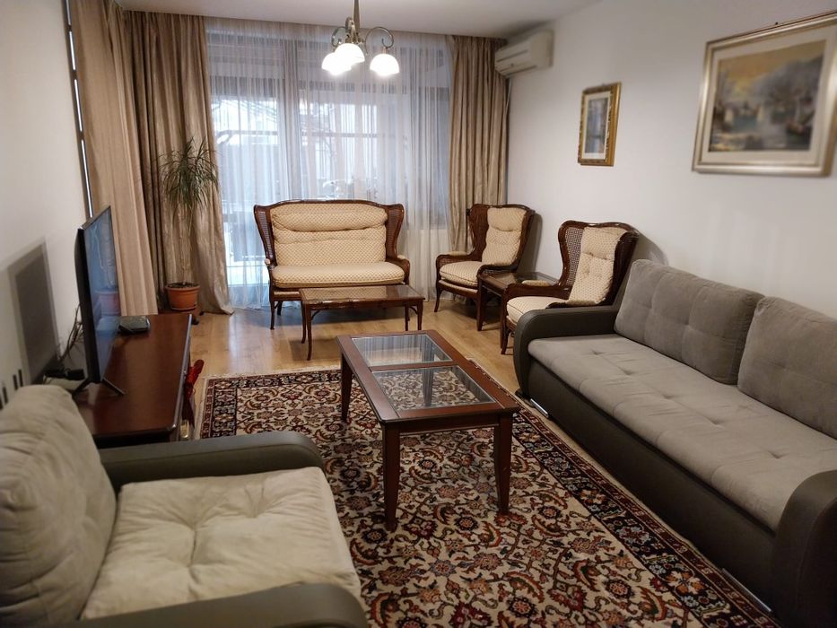 Proprietar vând vilă giulesti sector 1