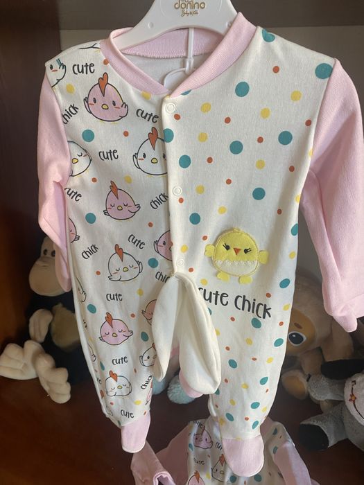 За бебета -момиченце и момче