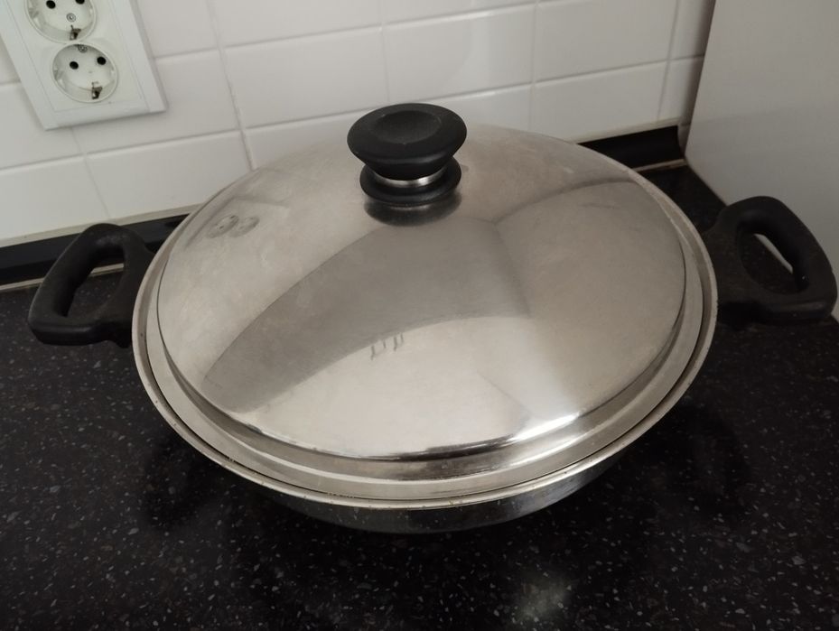 Продаю каструлю!