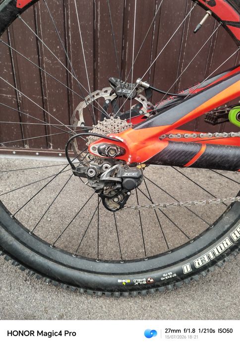 Bicicleta downhill scott