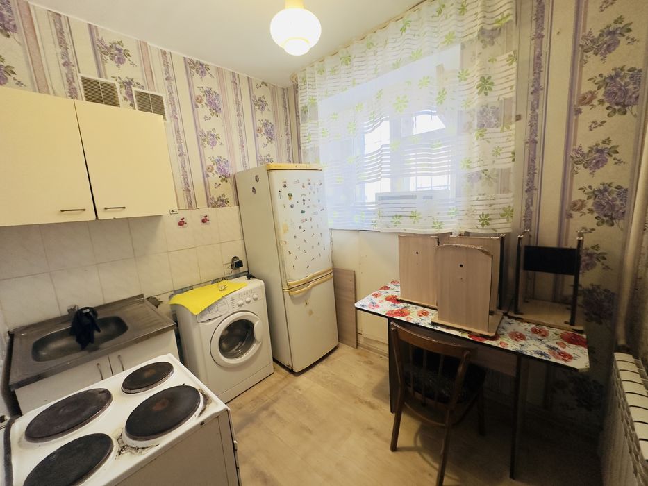 Продам 1 комнатную квартиру Катаева 11/1