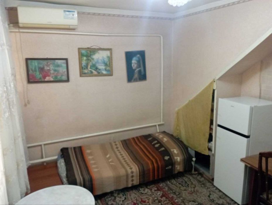 Сдам свою 2/1/2 прям у метро Космонавтов. Интерпол и ЦУМ в двух шагах