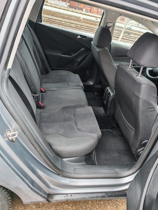 Volkswagen Passat B6 2008
*140 CP 
*259000