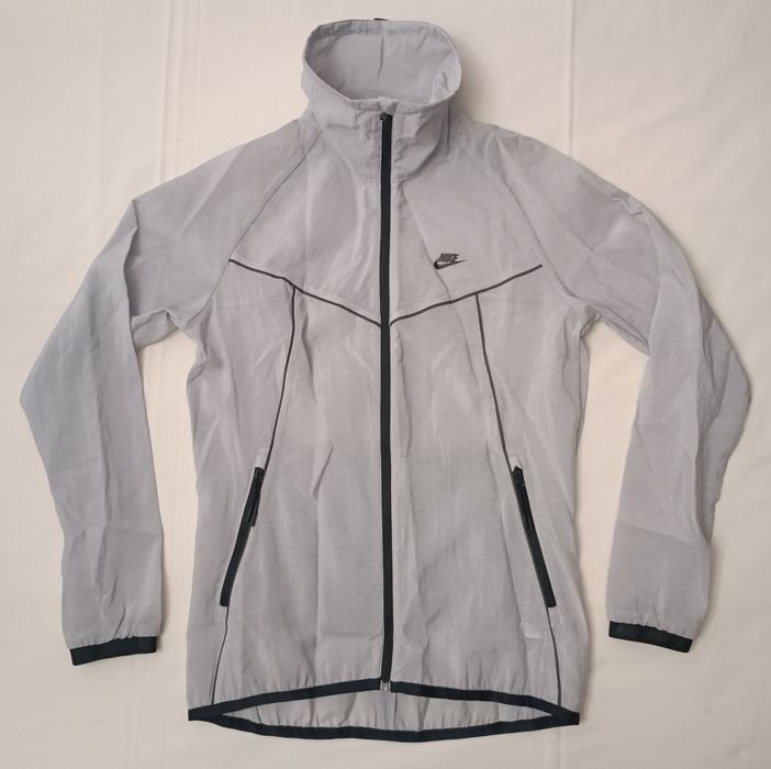 Nike Tech Fleece Windbreaker Jacket оригинално яке S Найк спорт ветровка горно
