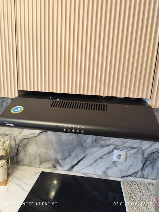Продам вытяжку Midea