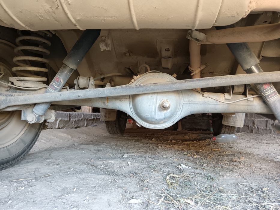 Niva 2121 sotiladi