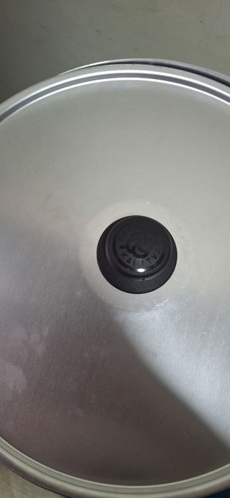 Продам мантоварку за 400.000 сум Новая