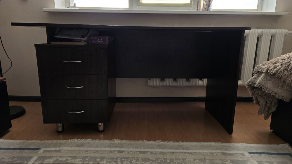 Стол письменный бу