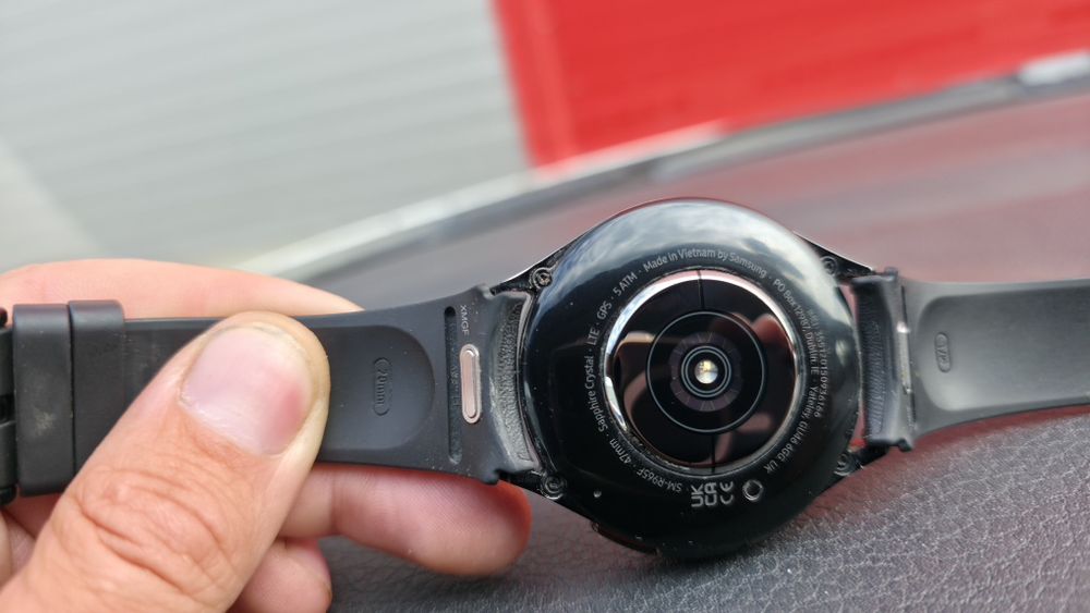 Watch 6 Clasic 47 mm LTE