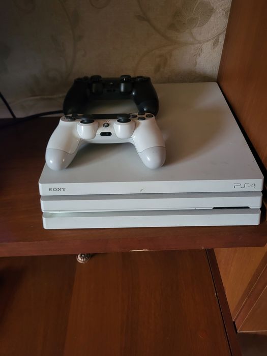 Sony playstation 4 PRO