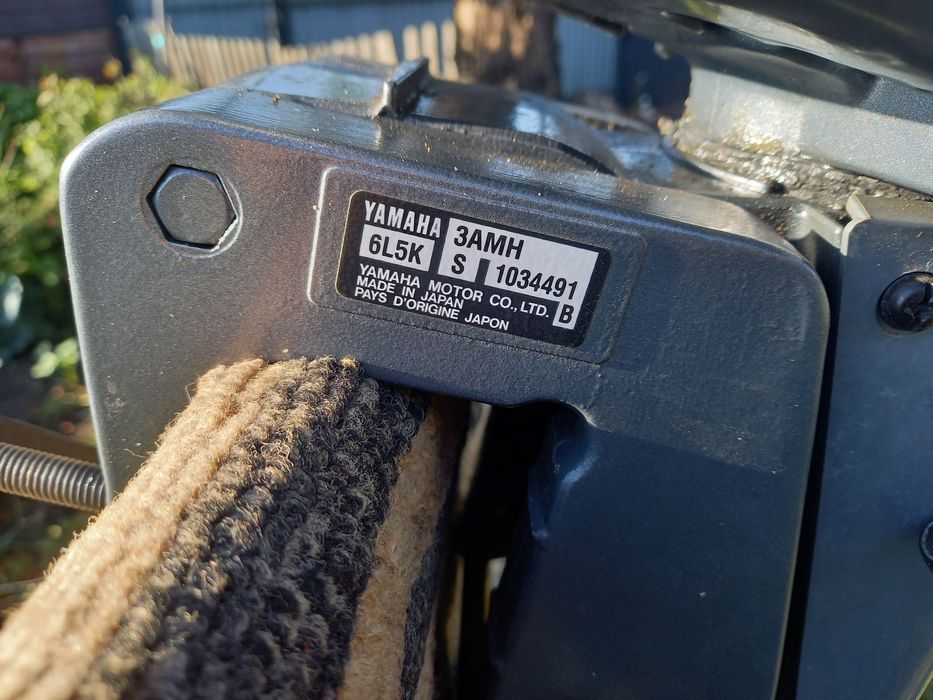 Лодочный мотор Yamaha 3