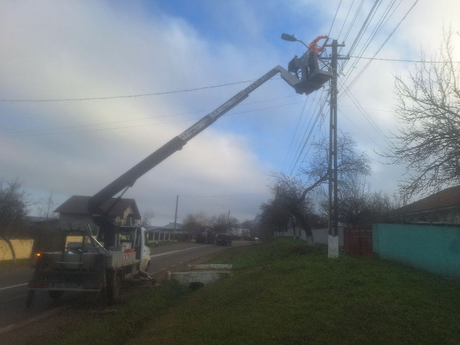 Nacela lucru la înălțime 19m