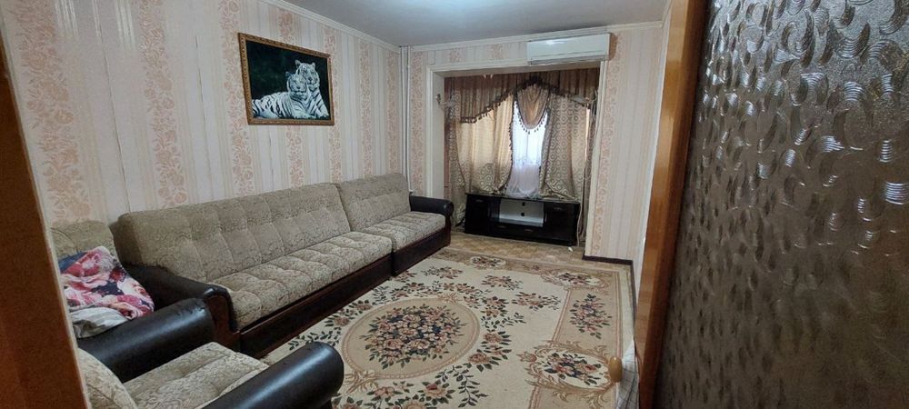 Квартира 2 хонали, Центральная аптека