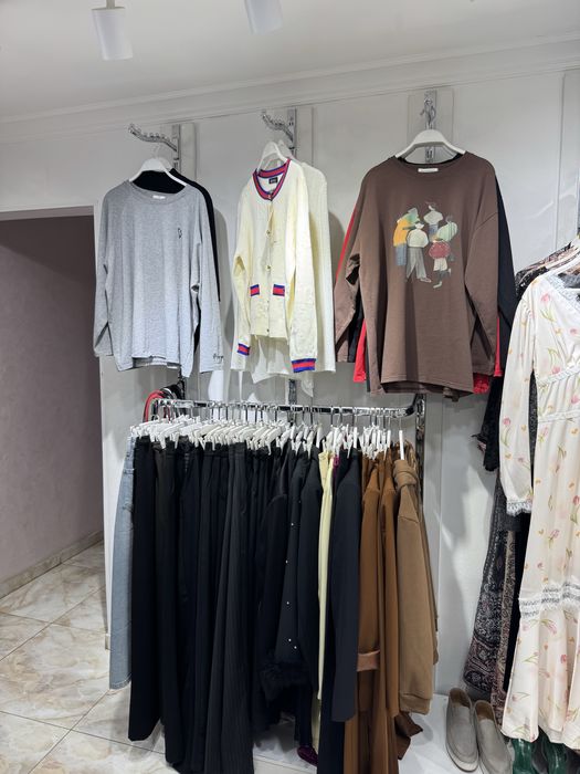 Продам мебель для магазина одежды