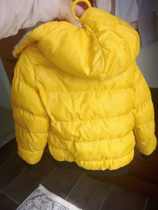 Яке момче 5-6 г.- 6 евро.