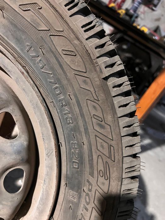 Резина зимняя с дисками