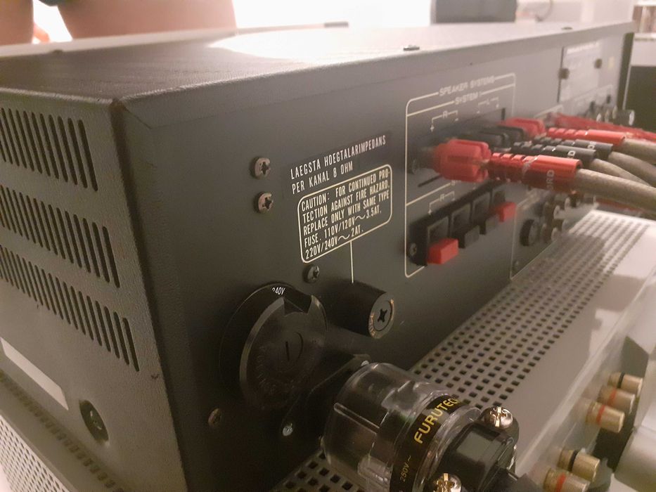 Amplificator Marantz 1090