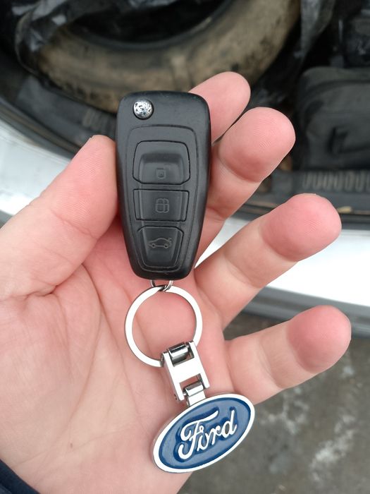 Продам машину Форд Мондео.Амереканец