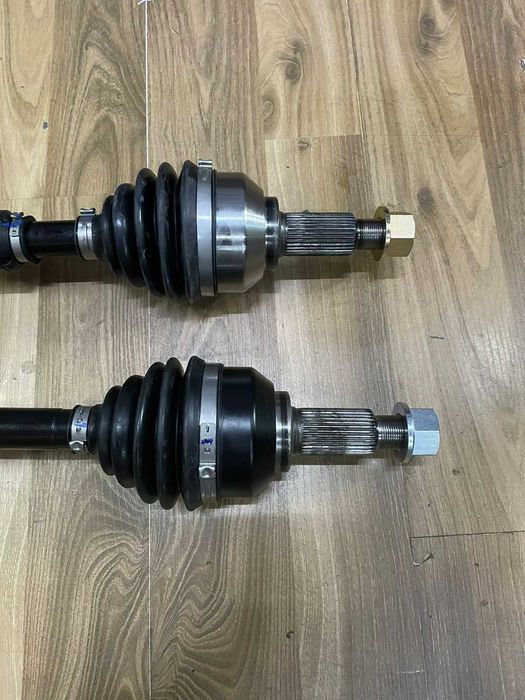 Привод в сборе гранаты на Subaru Impreza