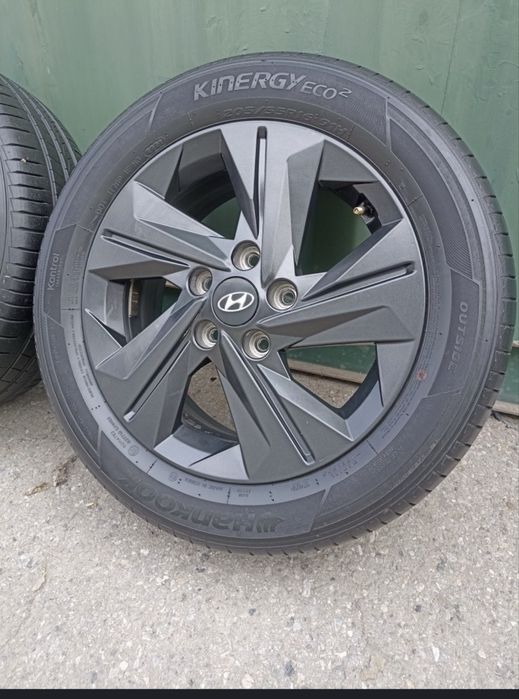 Продам диск  с резиной Elantra