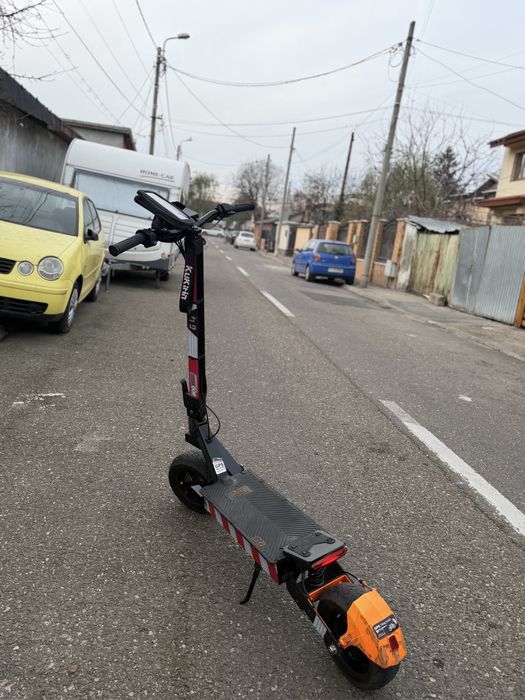 Vand sau schimb trotineta electrica kukirin G4 personalizat