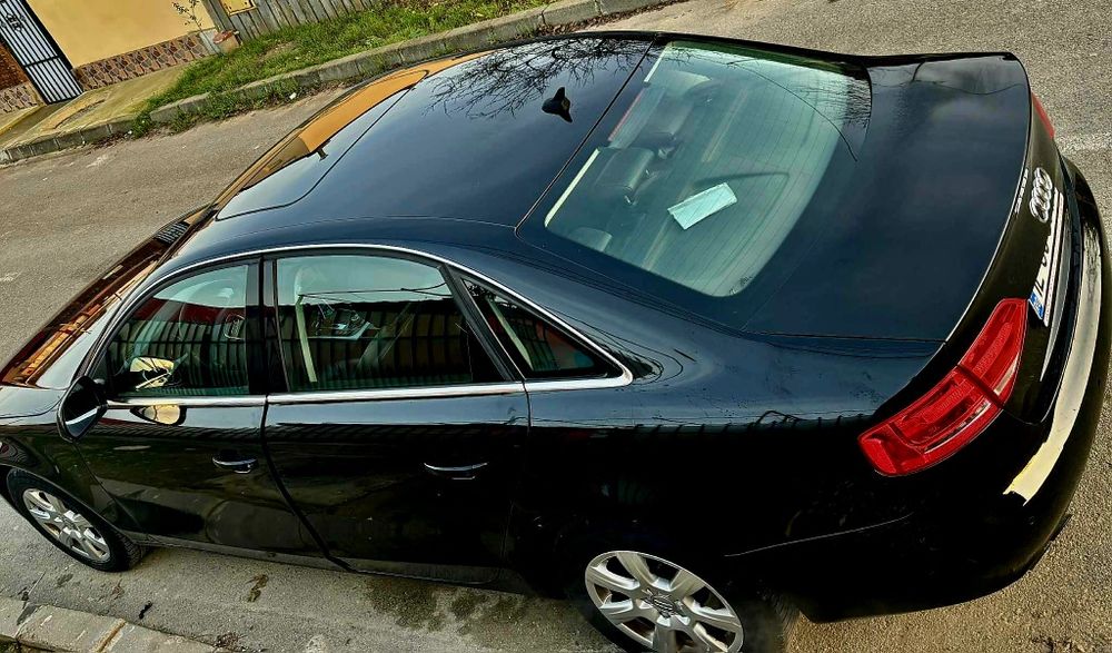 Vând Audi A4 B8.