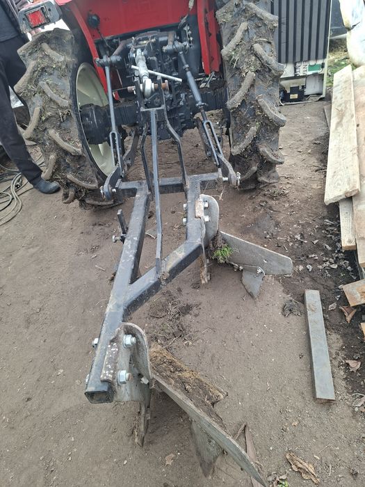 Плуг за малък трактор