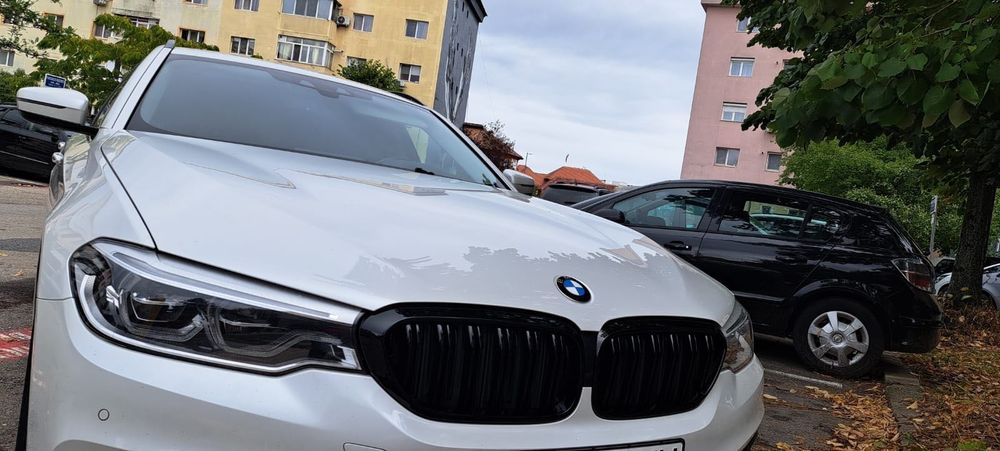 Grile centrale model M5 BMW seria 5 G30 G31 (2017-2020) negru lucios
