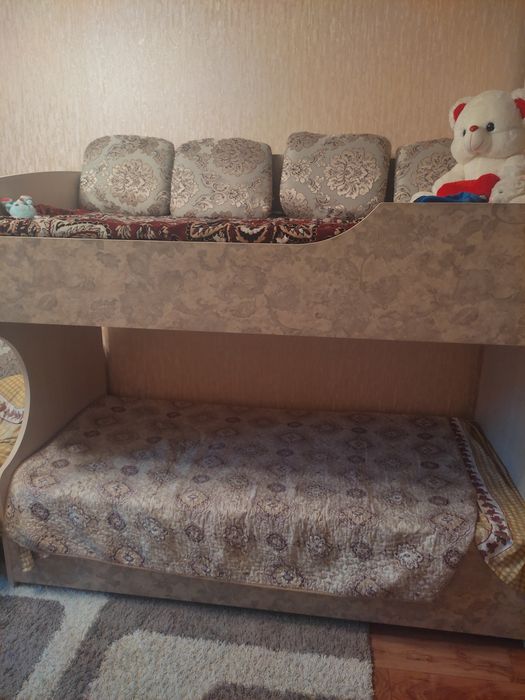 Продам двухъяростную кровать