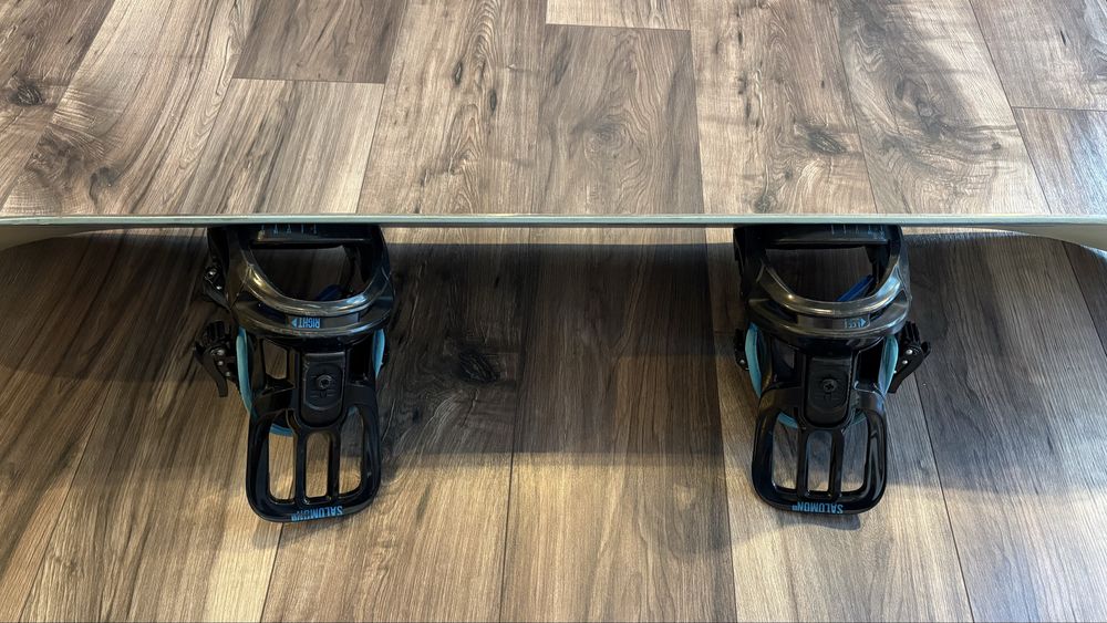 Snowboard Salomon Liberty XXS 135cm + legaturi Salomon