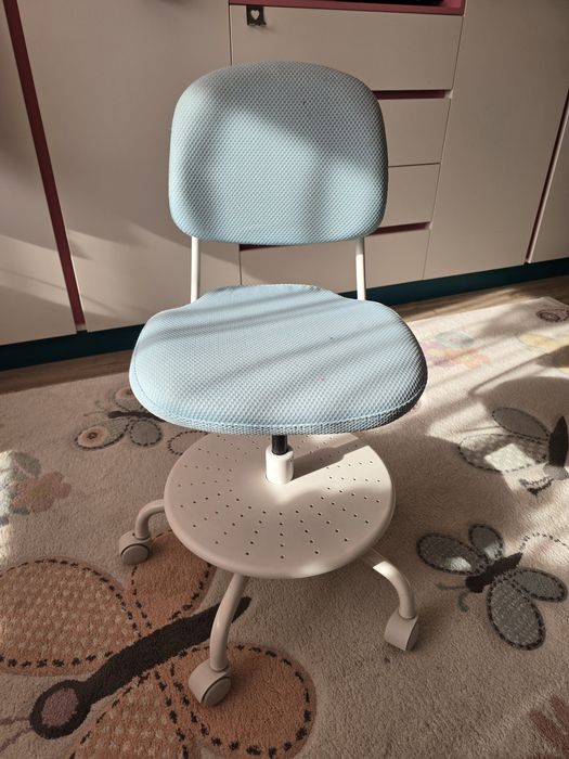 Детски стол за бюро