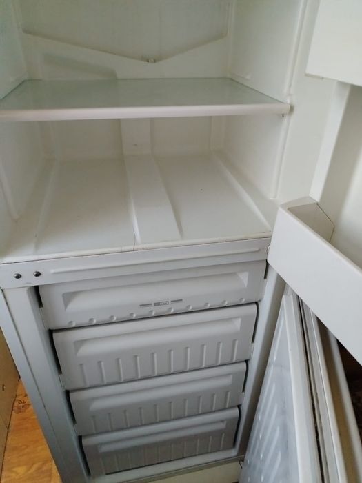 Продаётся  холодилник