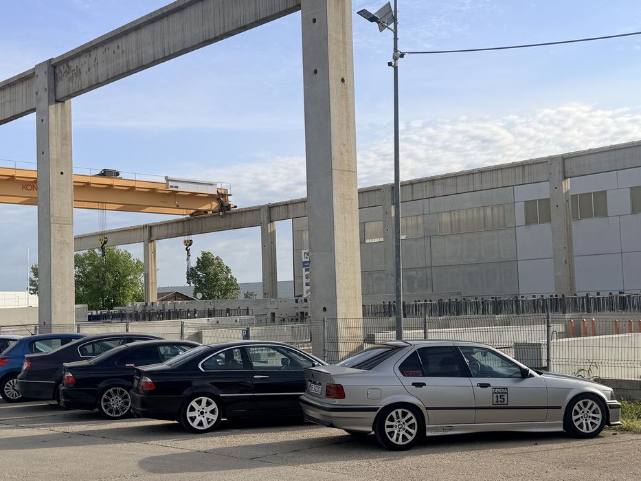 BMW 3 Series 1993 — imagine 2