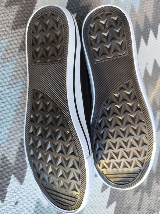 Черни кецове Sinsay