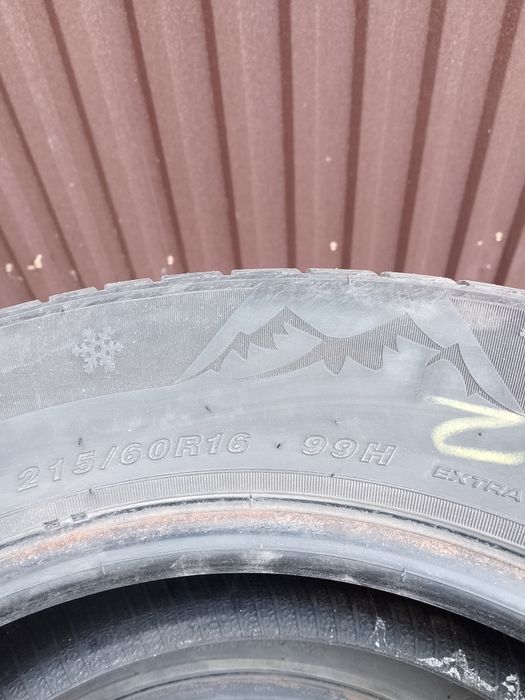 Резина 215/60/R16
