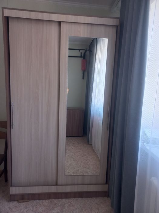 Продам       шкаф