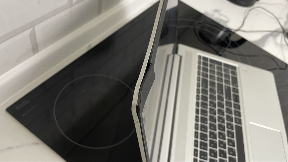 Ноутбук hp на запчасти