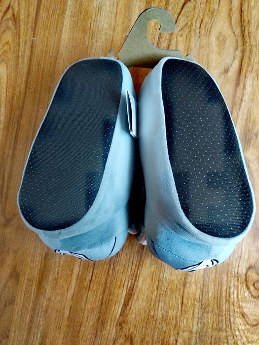 Детски пантофи на Том! Размер 34/35
