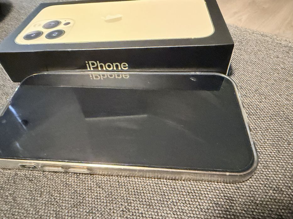 Продавам iPhone 13 Pro – Отлично състояние!