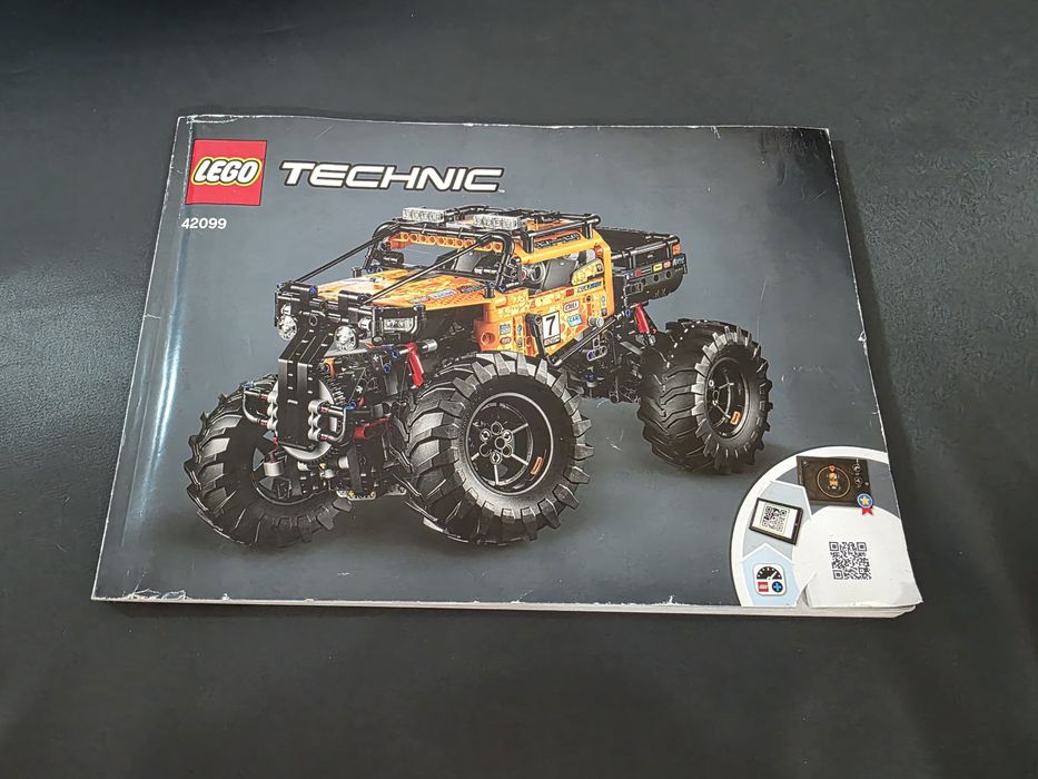 LEGO Technic Экстремальный внедорожник 42099