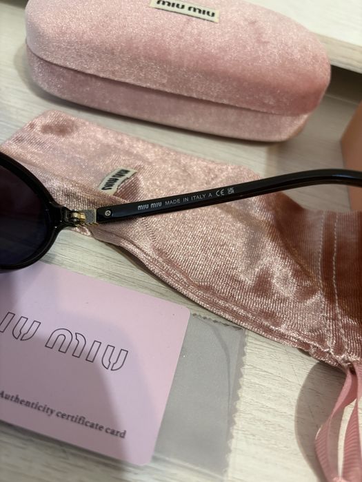 Ochelari de soare miu miu in stare perfecta