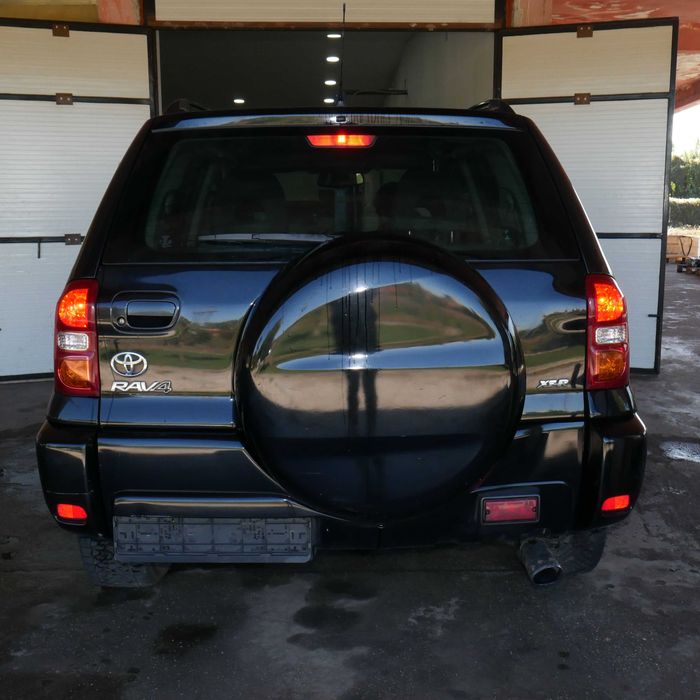 Toyota RAV4 II 2000-2006 НА ЧАСТИ - цени в описанието