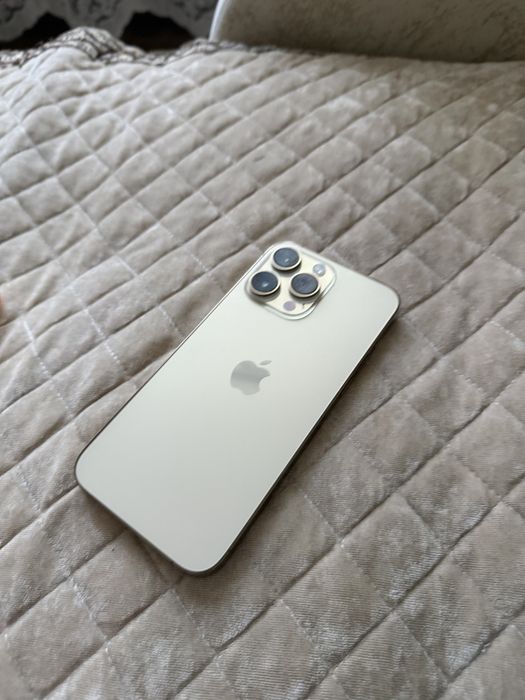 Продам iPhone 14 Pro Max