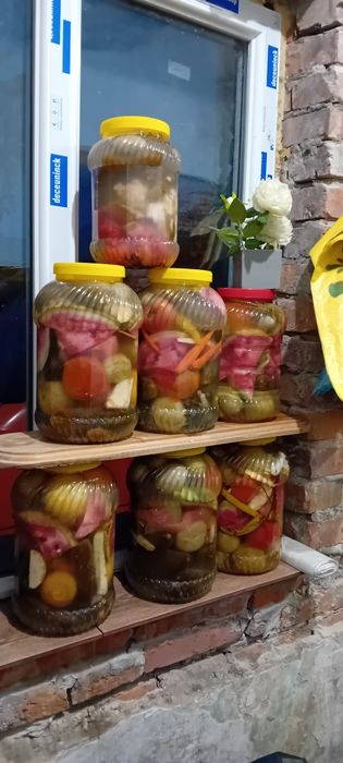 Vănd murături gustoase