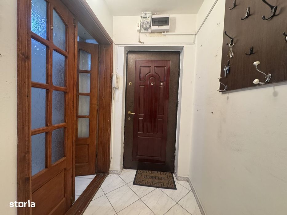 Nemobilat 3 camere 85 mp cu grădină Tatarasi Metalurgie