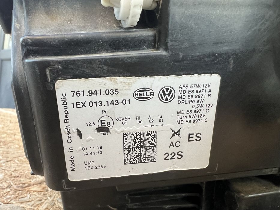 Far stanga VW Touareg CR7 Full LED 2019+ Original Europa