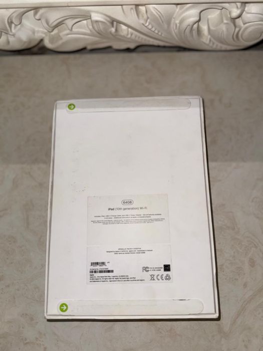 Айпад 10 64гб.