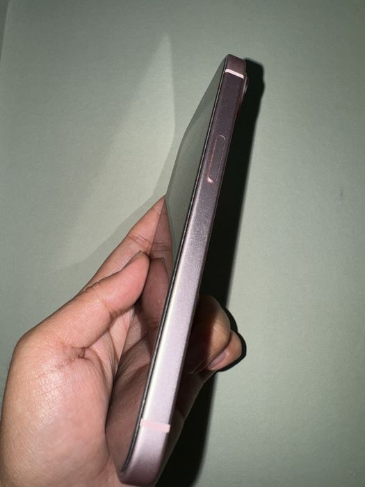 iPhone 15 256GB Pink Розовый