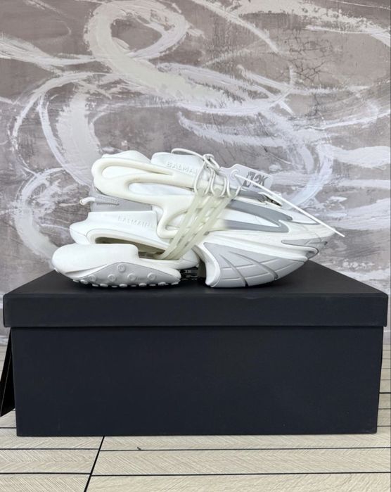Balmain unicorn-toate marimile disponibile